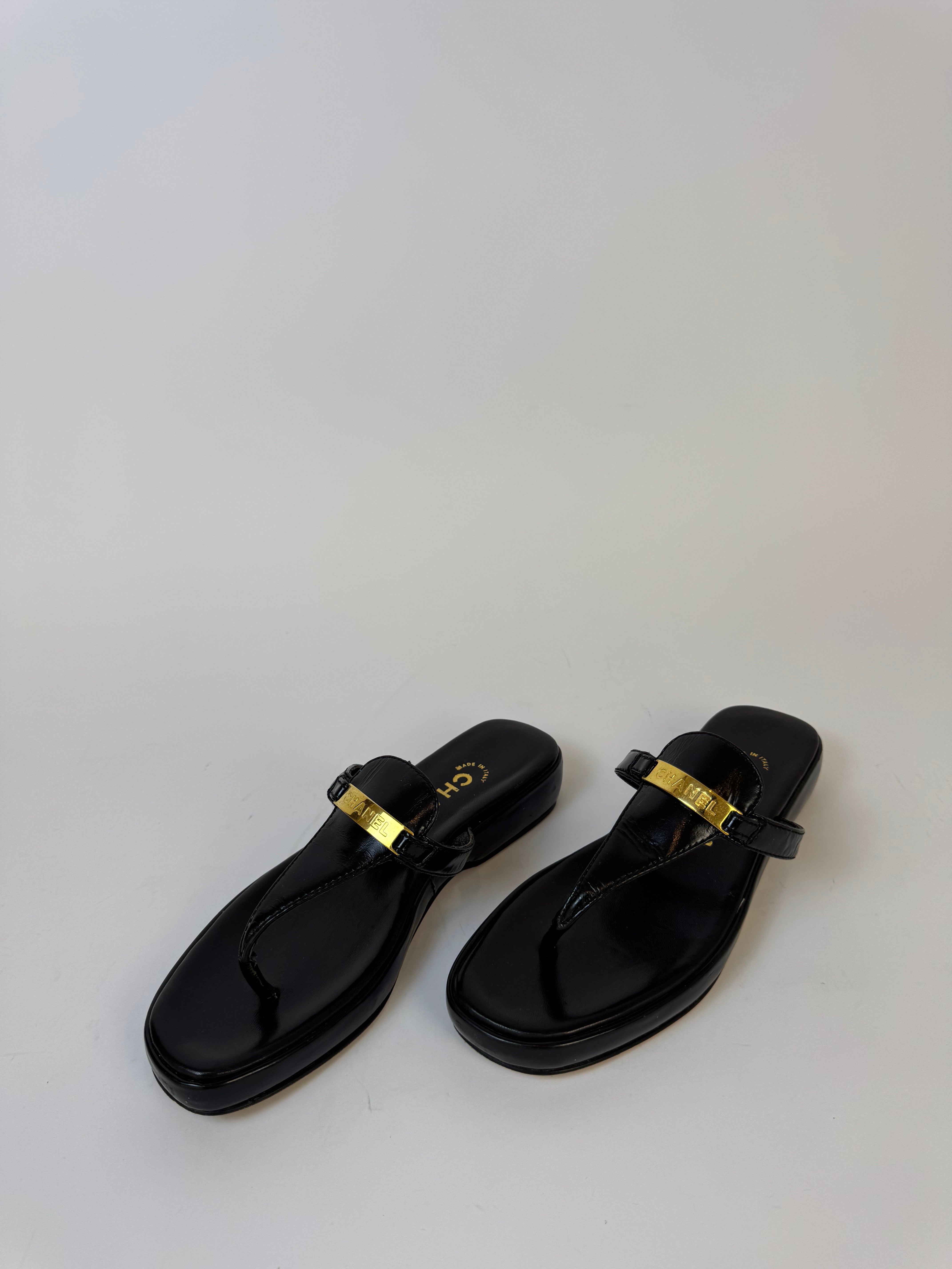 Chanel Thong Sandals 35