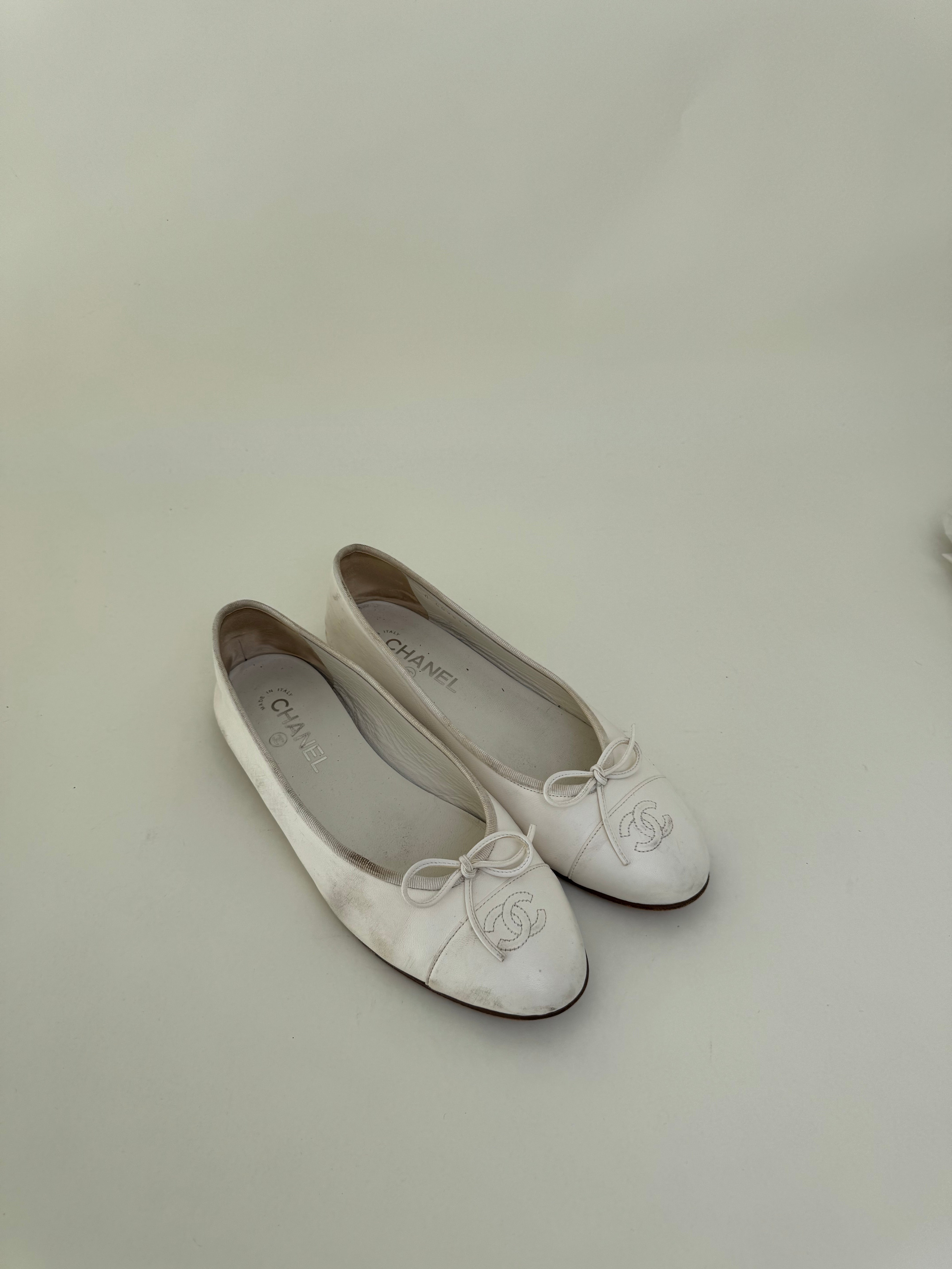 Chanel White Ballet Flats 40