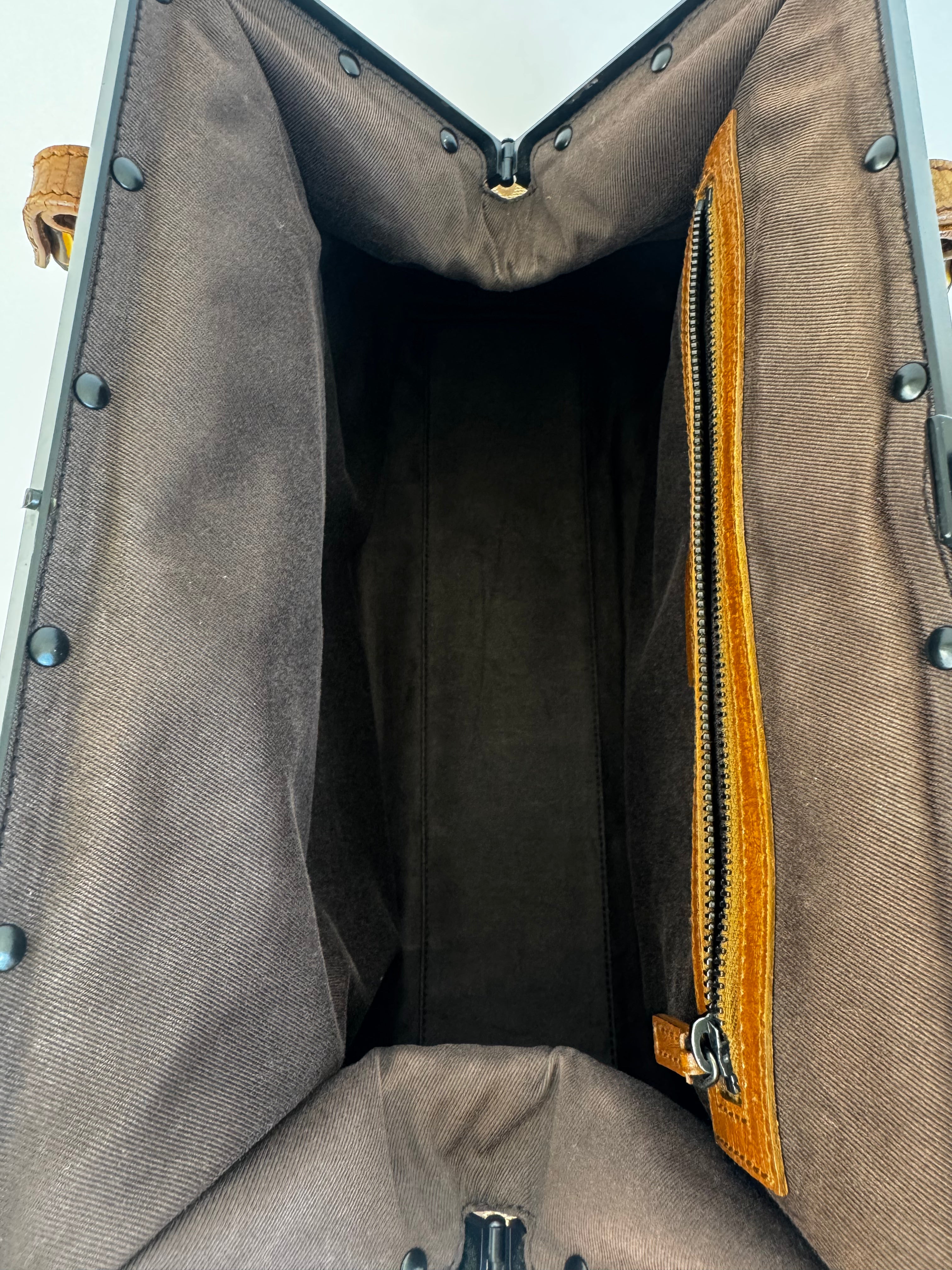 Gucci Vintage GG Supreme Shoulder Bag