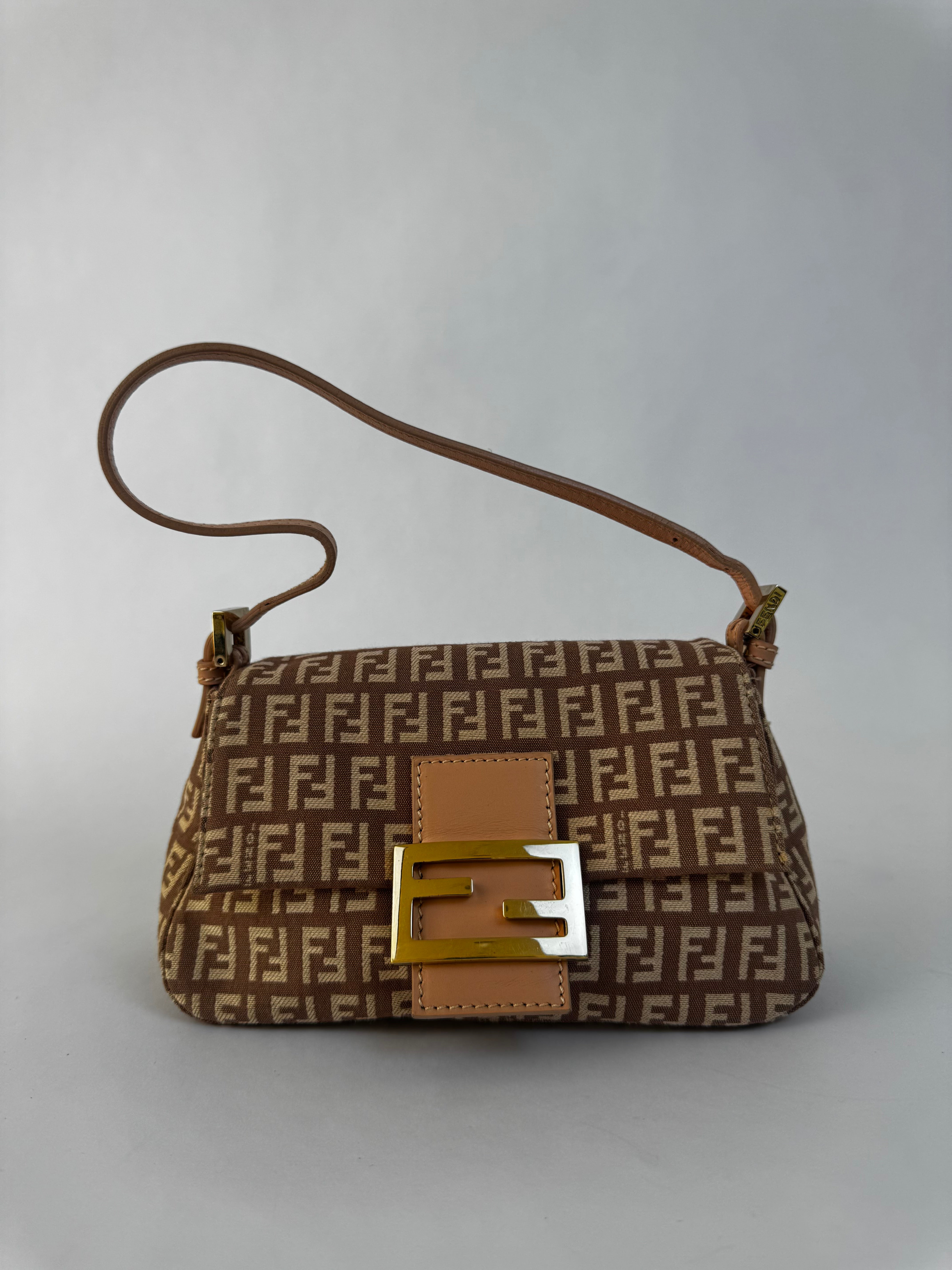 Fendi Mamma Baguette Zucchino Bag