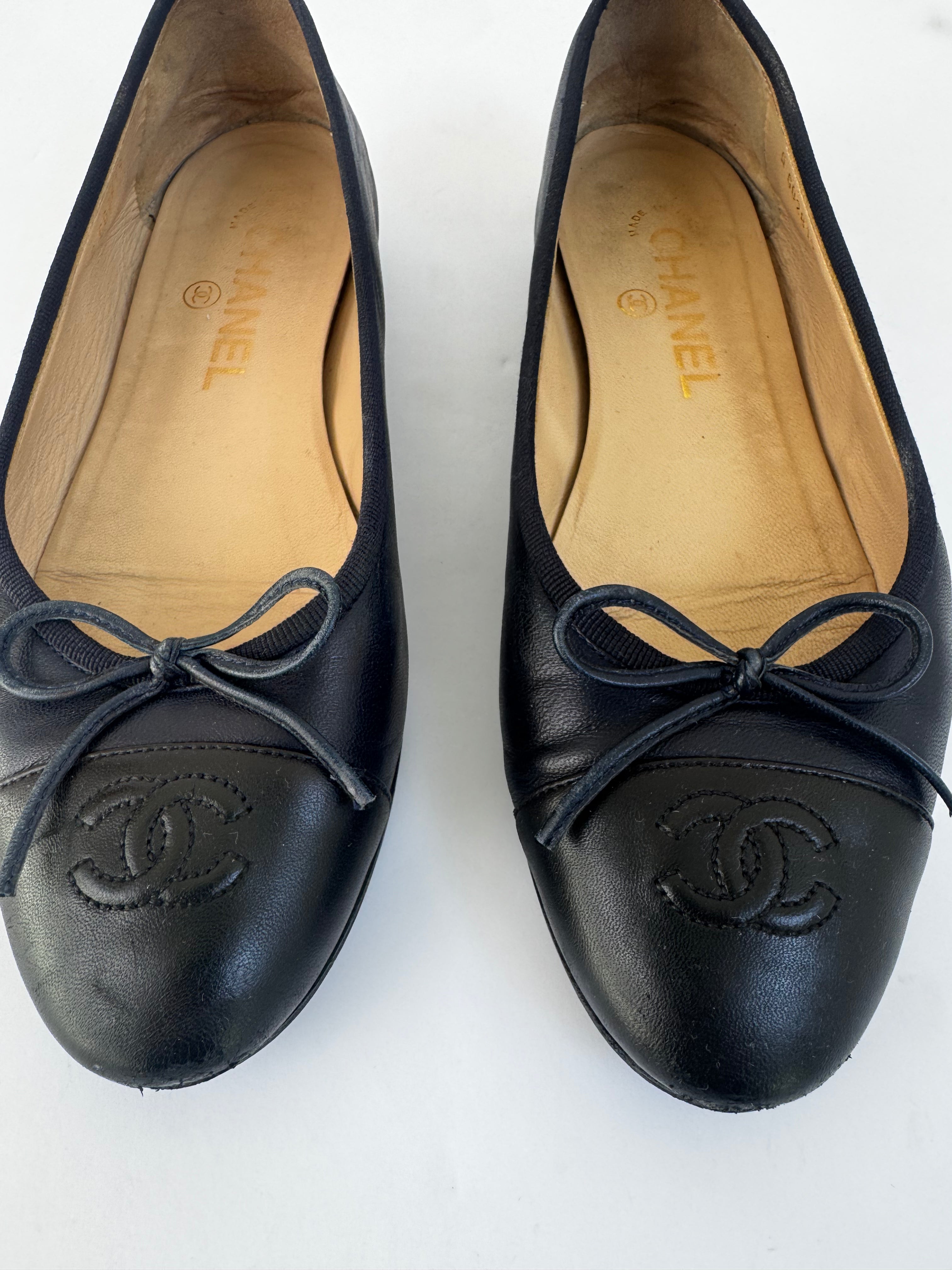 Chanel Leather Ballet Flats - 37