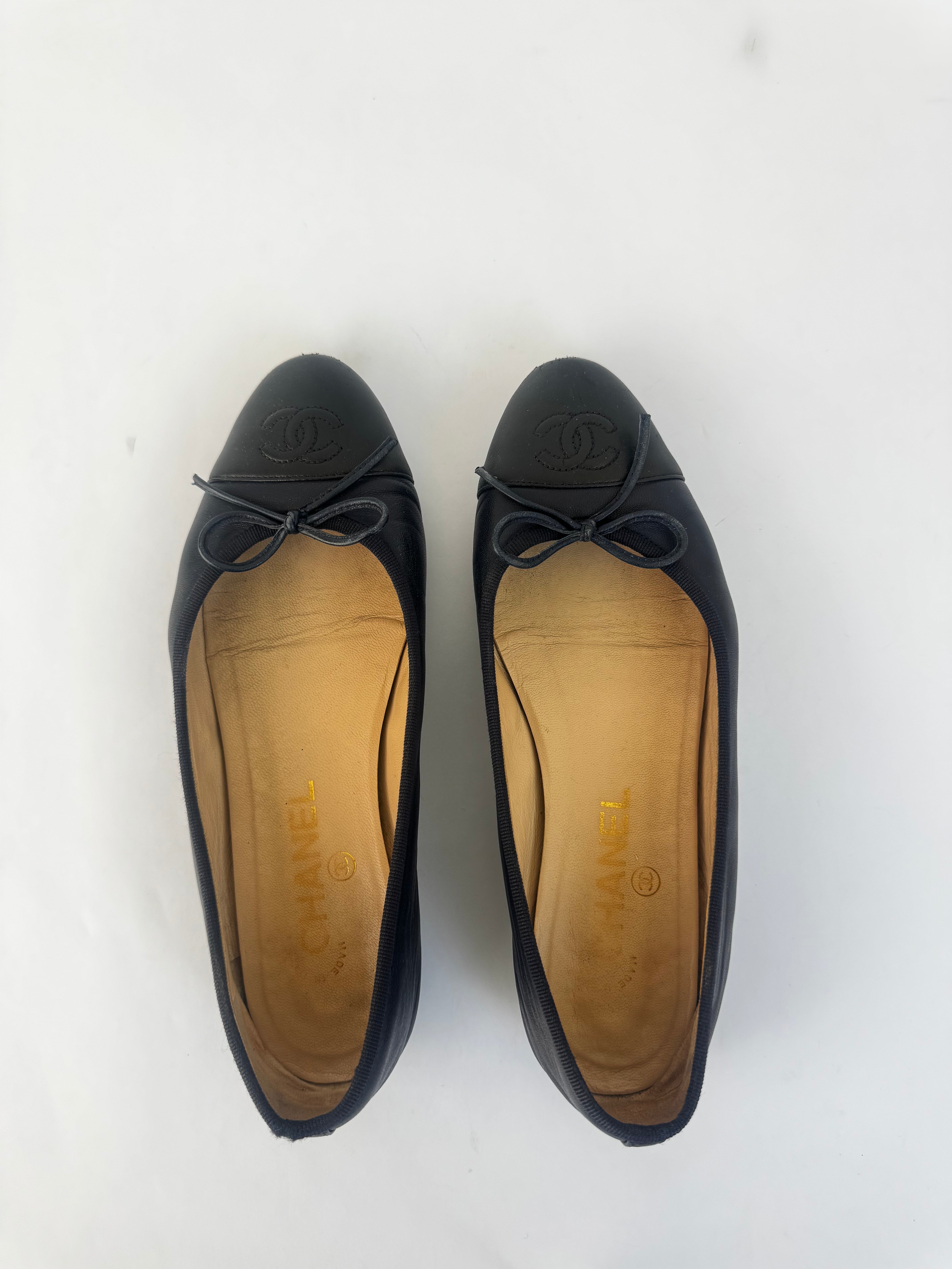 Chanel Leather Ballet Flats - 37