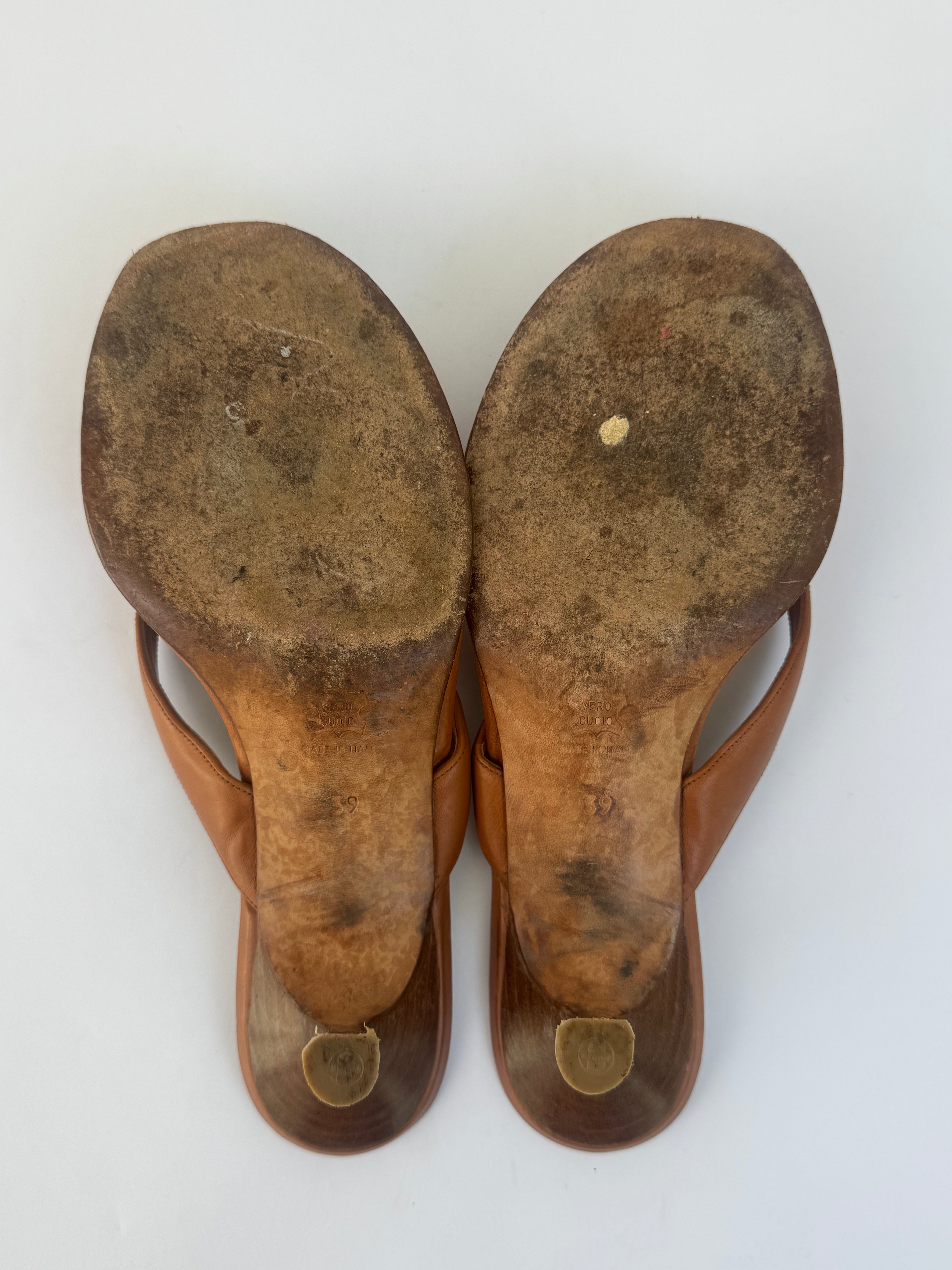 Manolo Blahnik Bamboo Sandals - 39