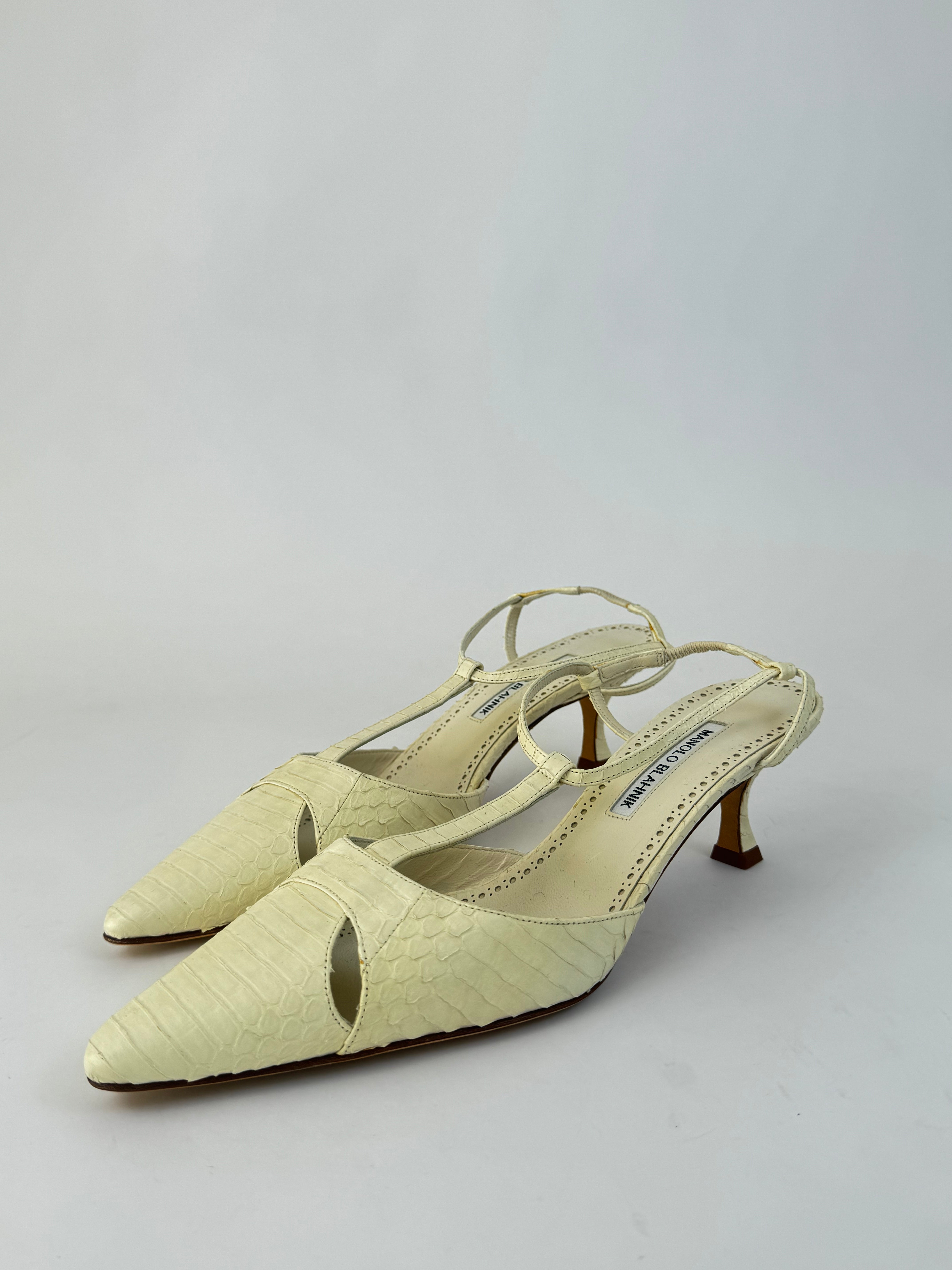 Manolo Blahnik Snakeskin Slingback Pumps - 40.5