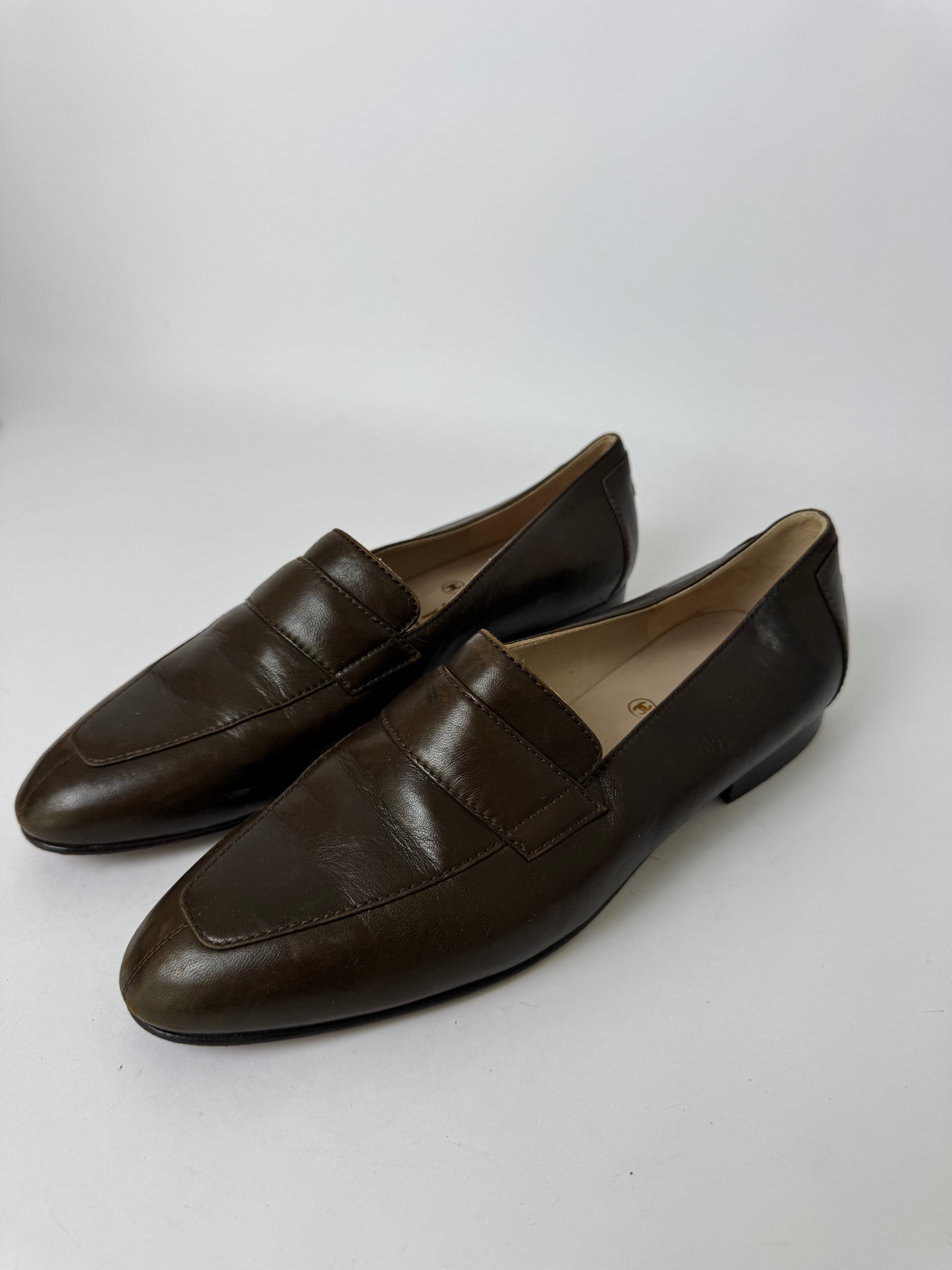 Chanel Vintage Brown Leather Loafers 38