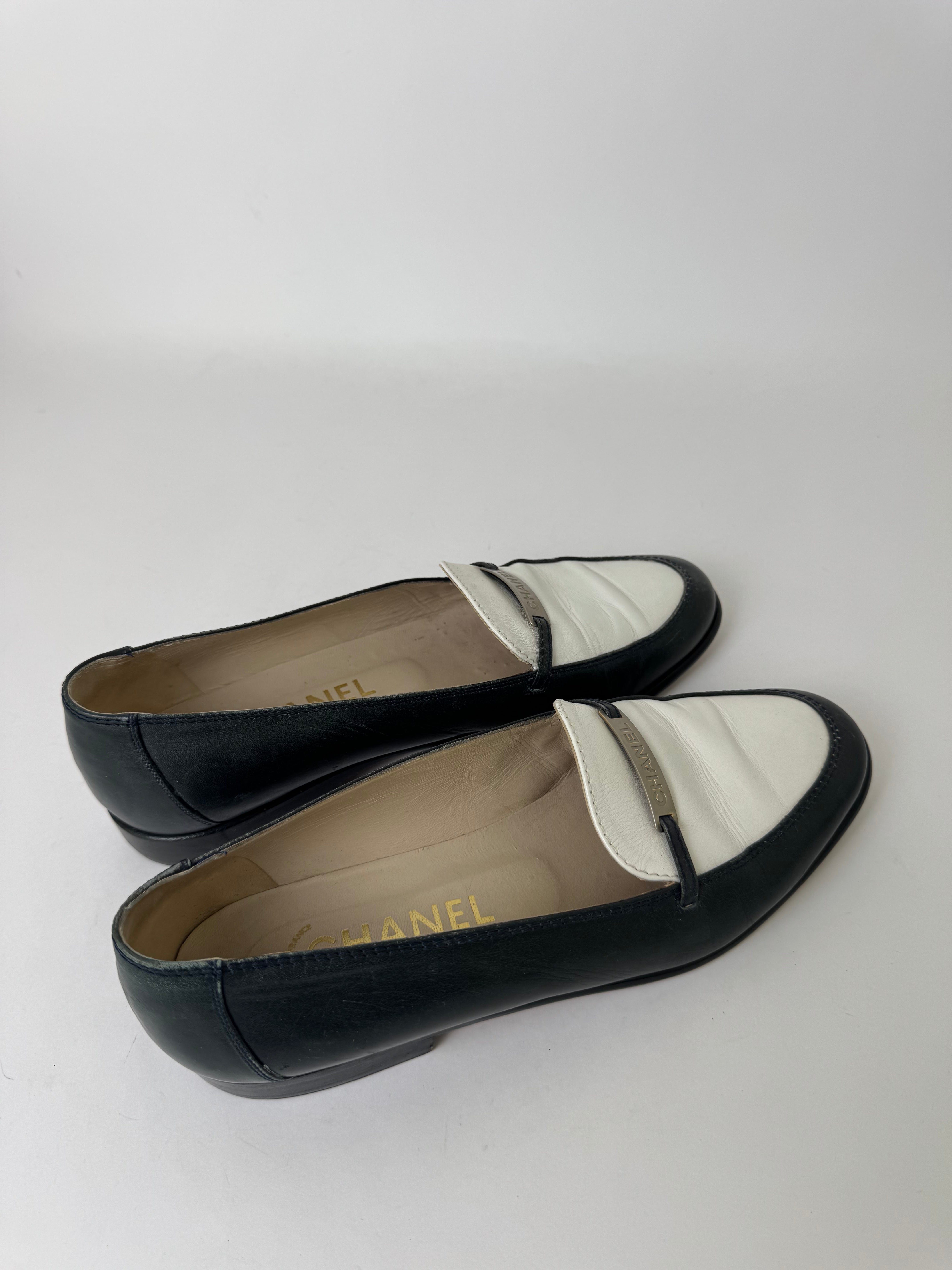 Chanel Vintage Loafers 38.5
