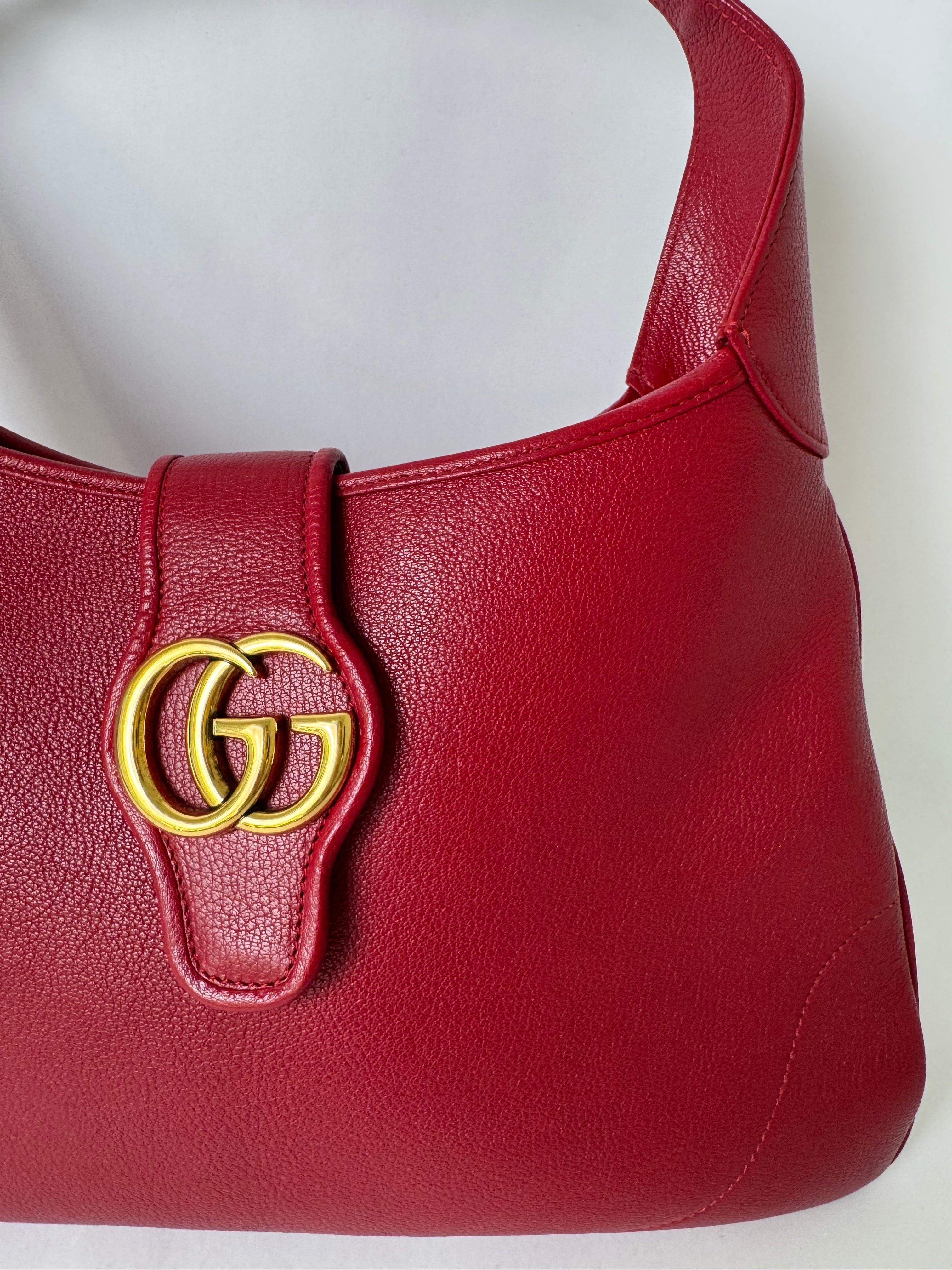 Gucci Medium Aphrodite Shoulder Bag