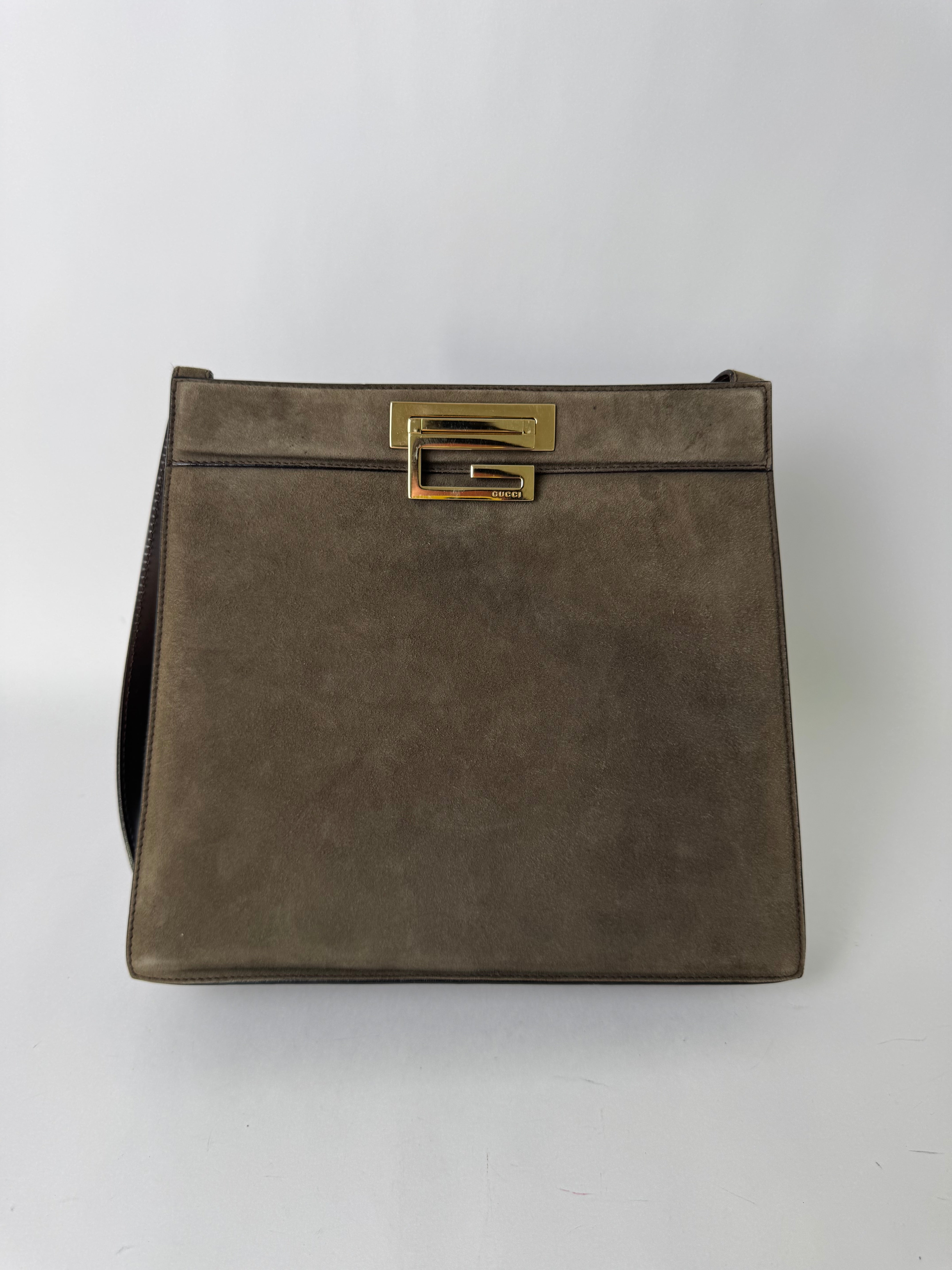 Gucci Signature Shoulder Bag