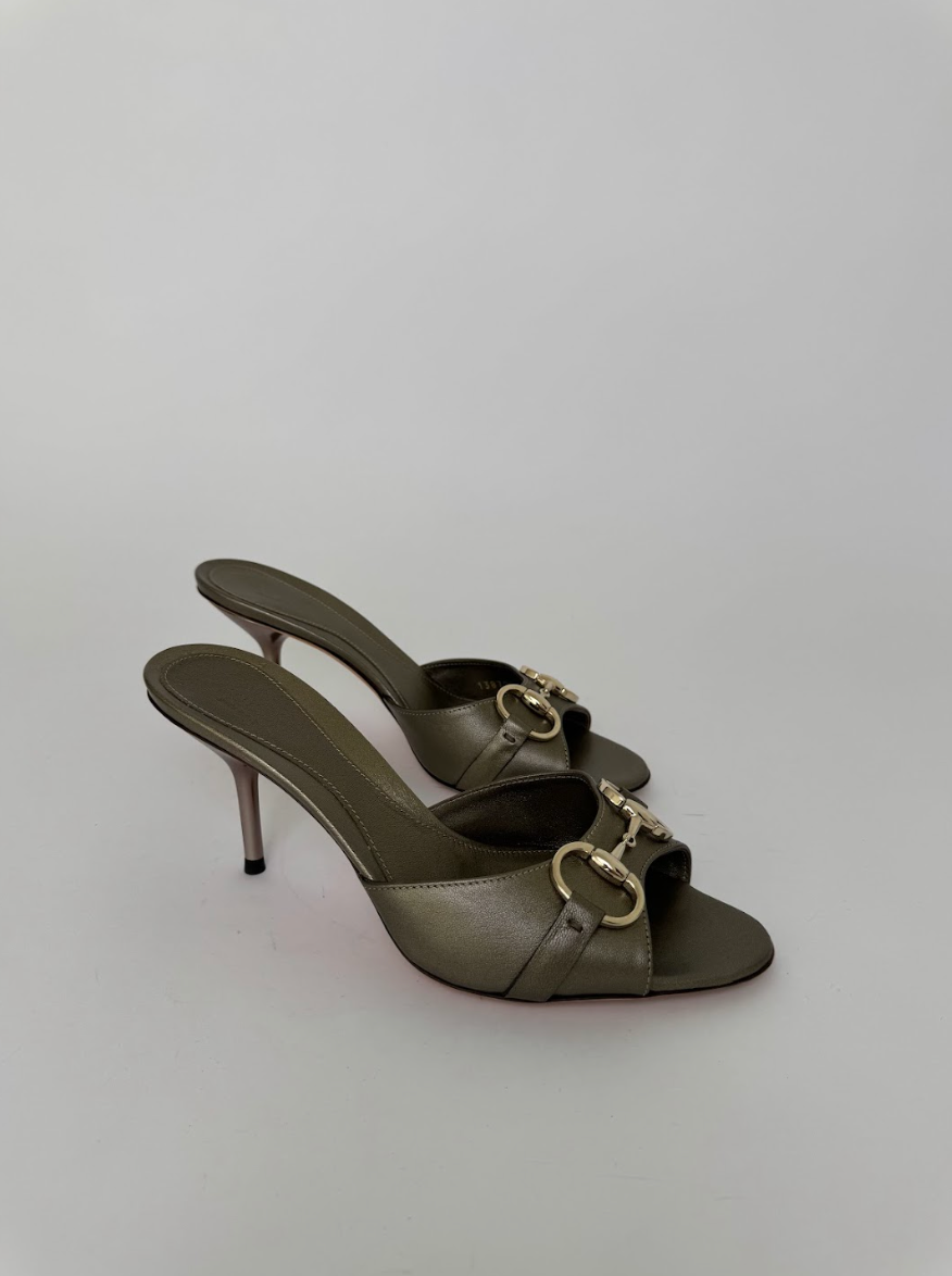 Gucci Horsebit Metallic Silver Heels 37