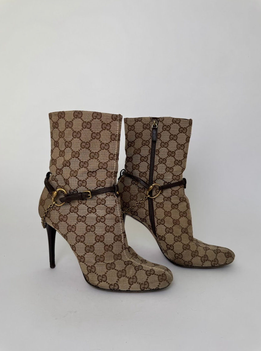 Gucci Horsebit Chain Ankle Boots 40