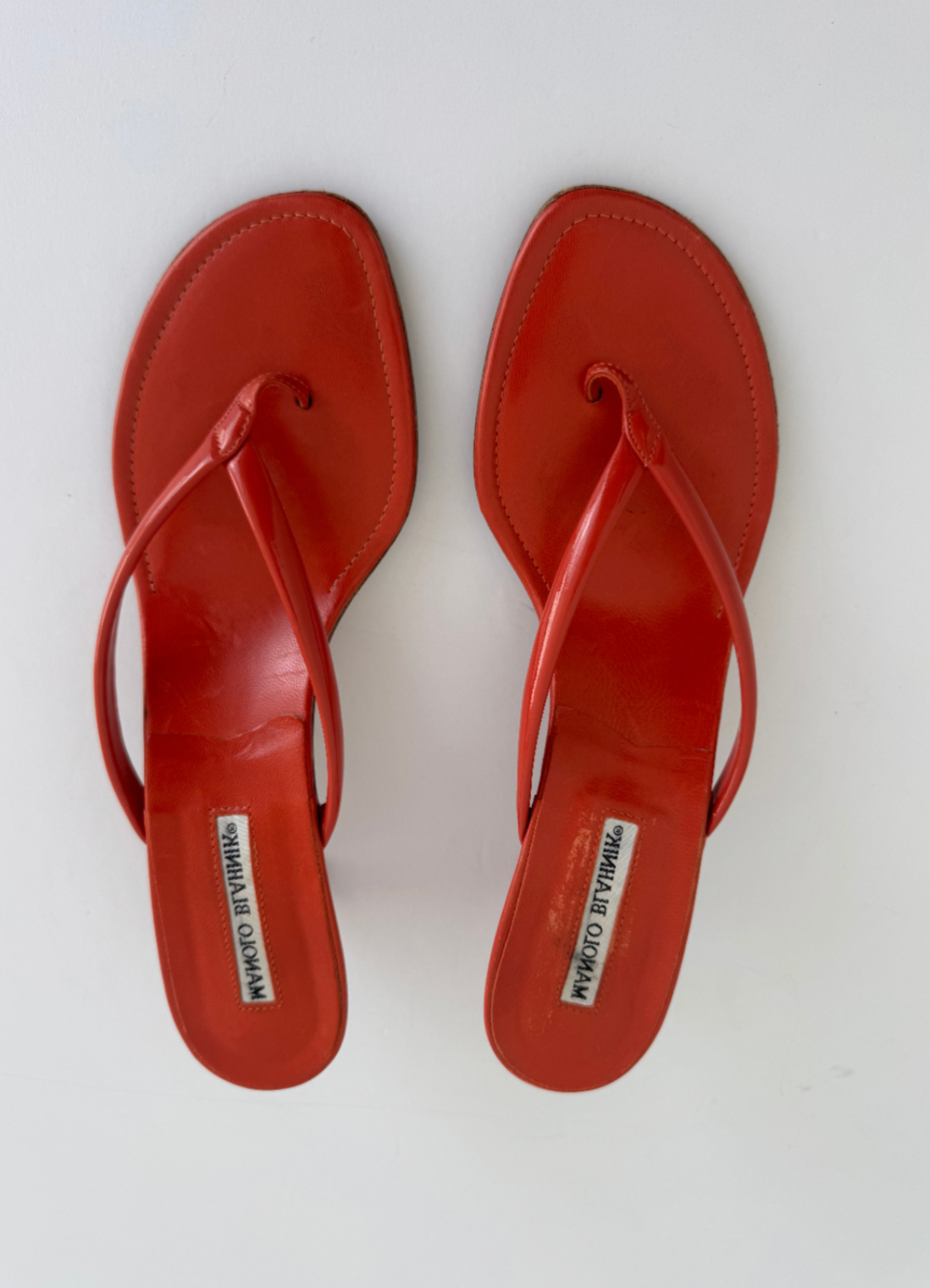 Manolo Blahnik Thong Sandals 39