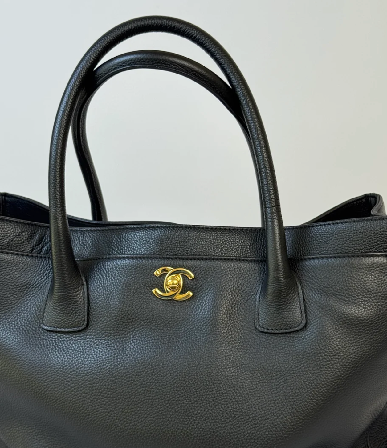 Chanel Vintage Executive Cerf Tote