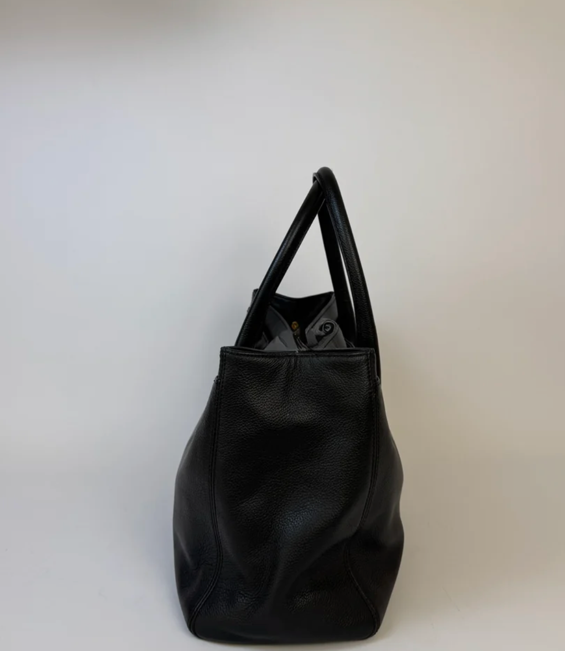 Chanel Vintage Executive Cerf Tote